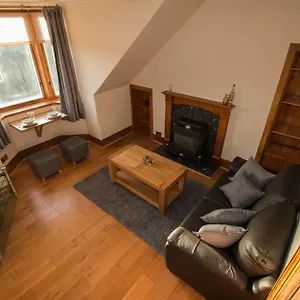 Bright & Airy Two Bed Set In Granite Aberdeen